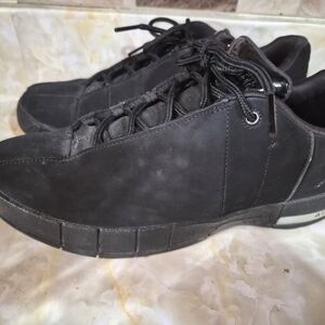 Jordan TE Low Black Sneakers